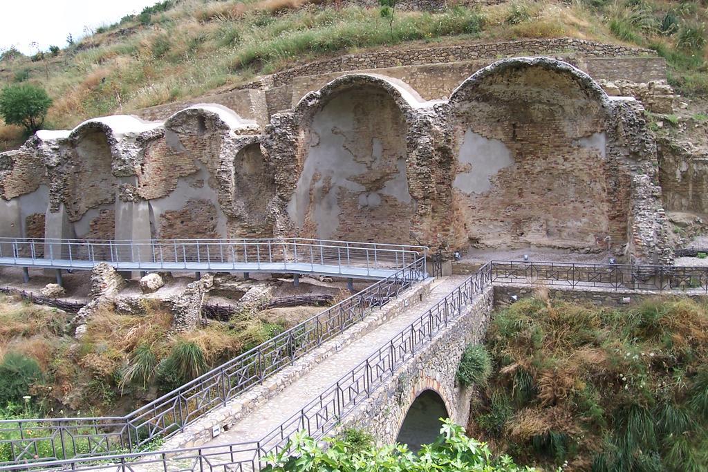 Appartamento Antica Acropoli Centuripe Extérieur photo